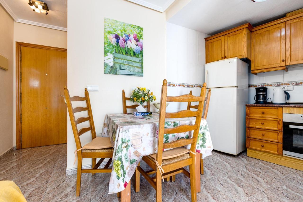 Apartament Caballero De Rodas Torrevieja Ngoại thất bức ảnh