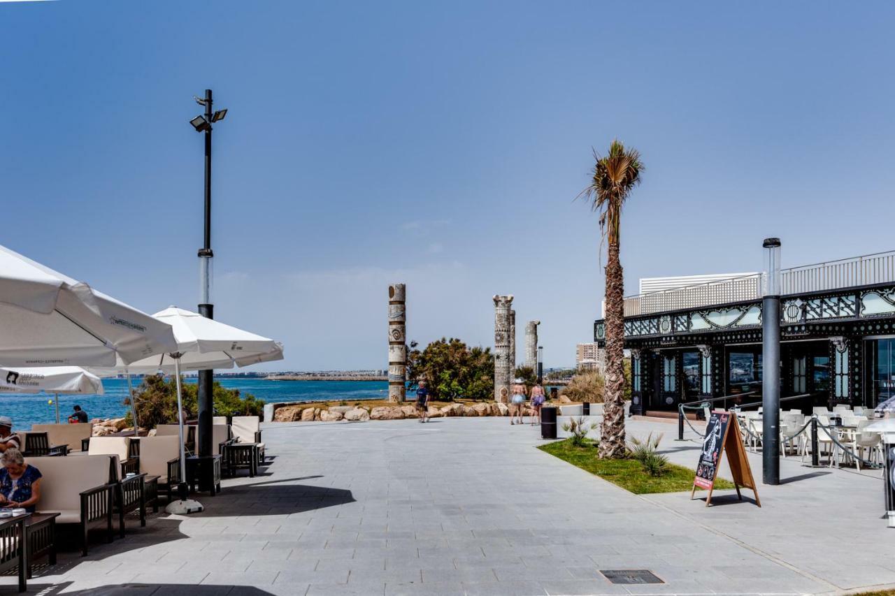 Apartament Caballero De Rodas Torrevieja Ngoại thất bức ảnh